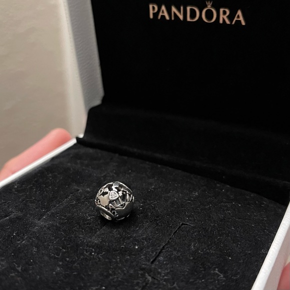 Pandora Charm- Around The World, Sterling Silver - Picture 4 of 4